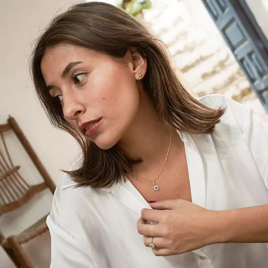 Colgante Oro 18 Quilates Rosette Diana Esmeralda