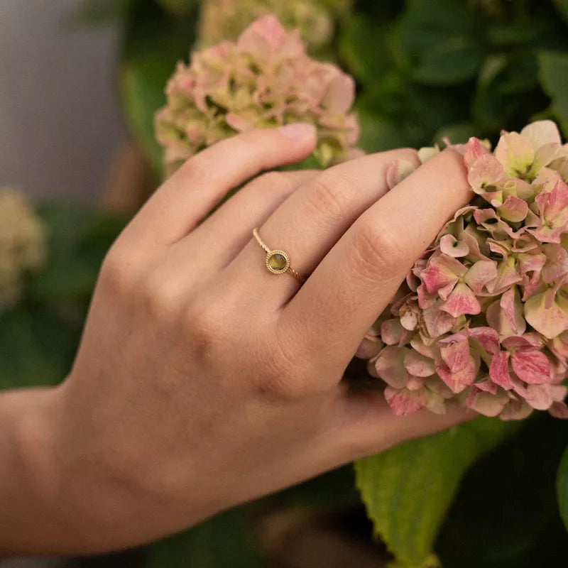 Anillo Oro 18 Quilates Trenzado Circum Peridoto