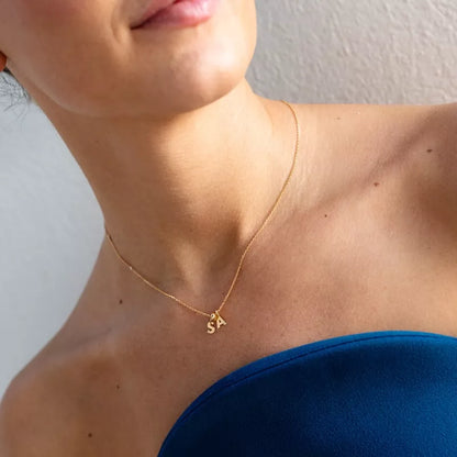 Colgante Inicial Oro 18K Con Brillante